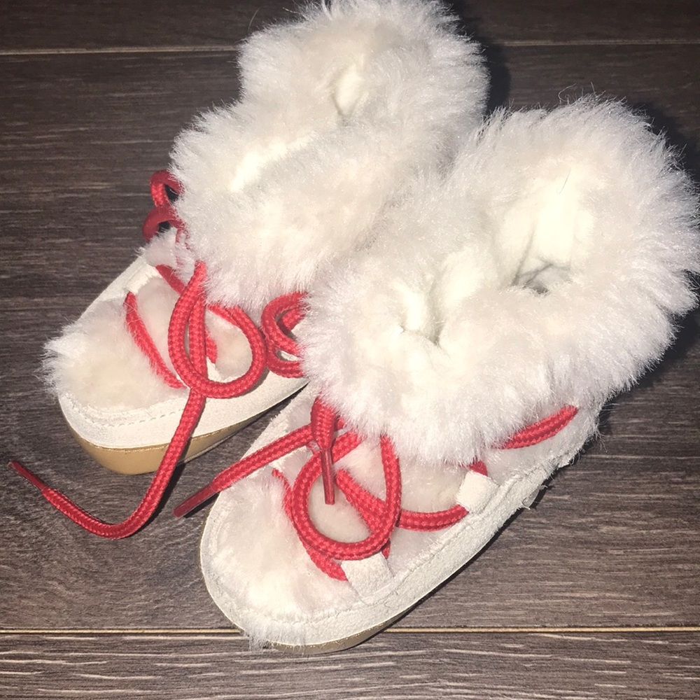 Baby Gap leather and pleather Sherpa like boots